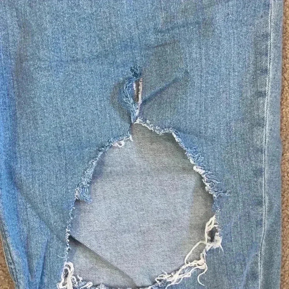 ASOS light wash distressed jeans in size 48 inches - Picture 3 of 7
